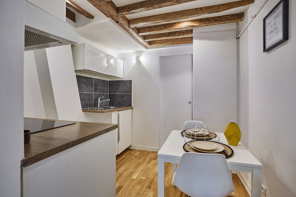 Apartment photo 3