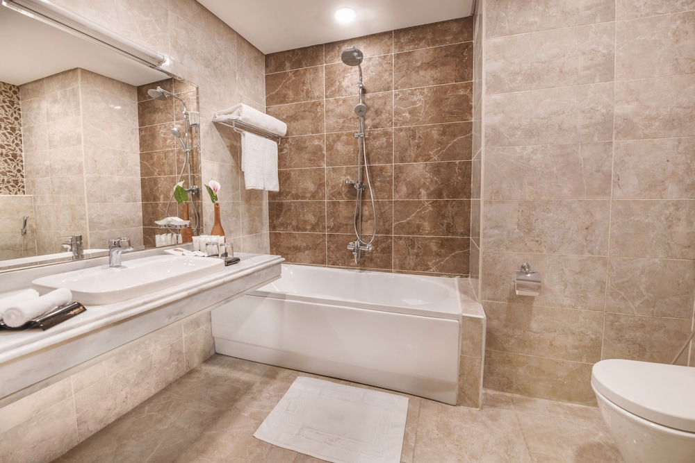 Junior Studio Suite