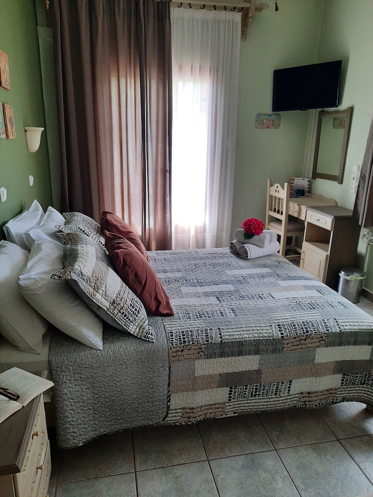 Superior Double Room, 1 Double Bed, Non Smoking, Mountain View photo 3