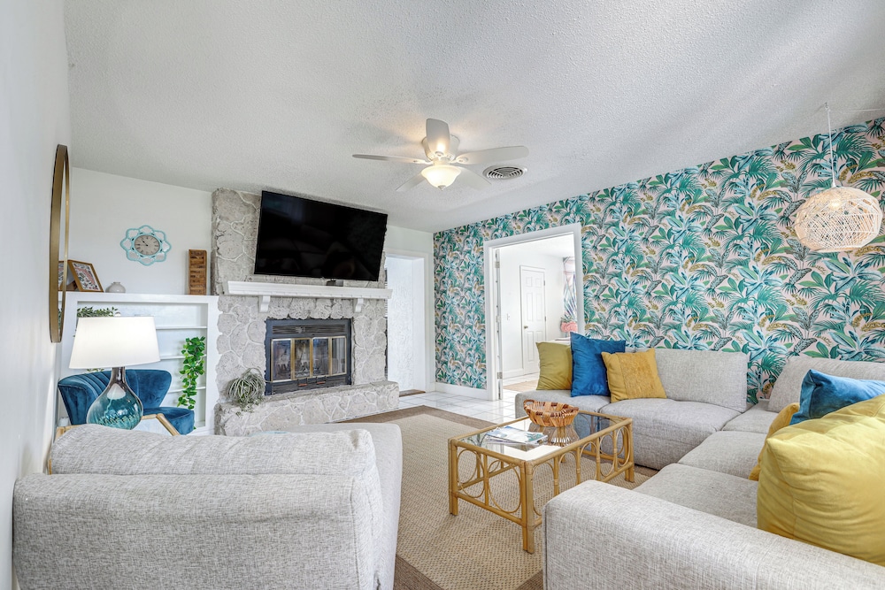 House (4 Bedrooms)
