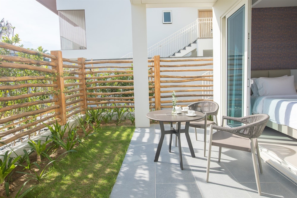 2 Bedroom Villa, Private Pool, Ocean View - 1 King & 1 Twin - Photo 7