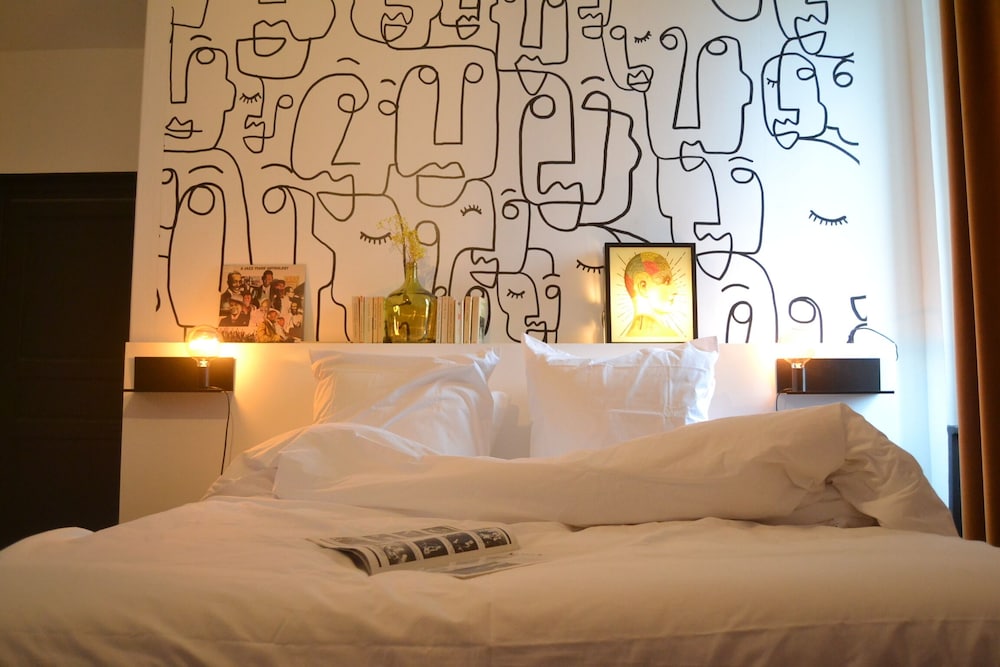 Junior Double Room (2)