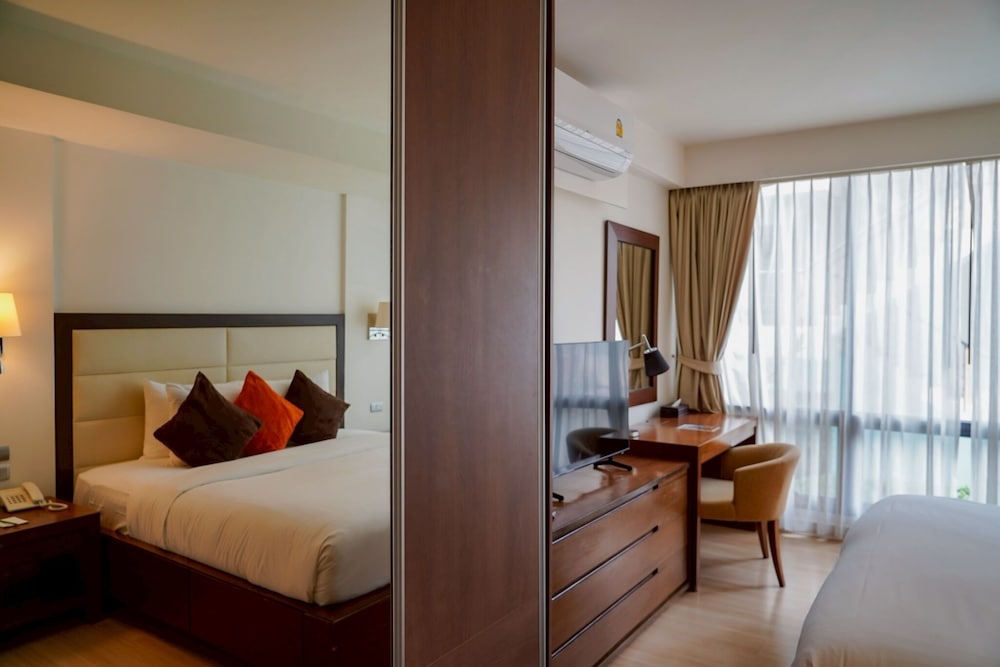 One Bedroom Executive