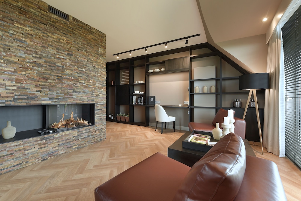 Sunset Suite photo 3