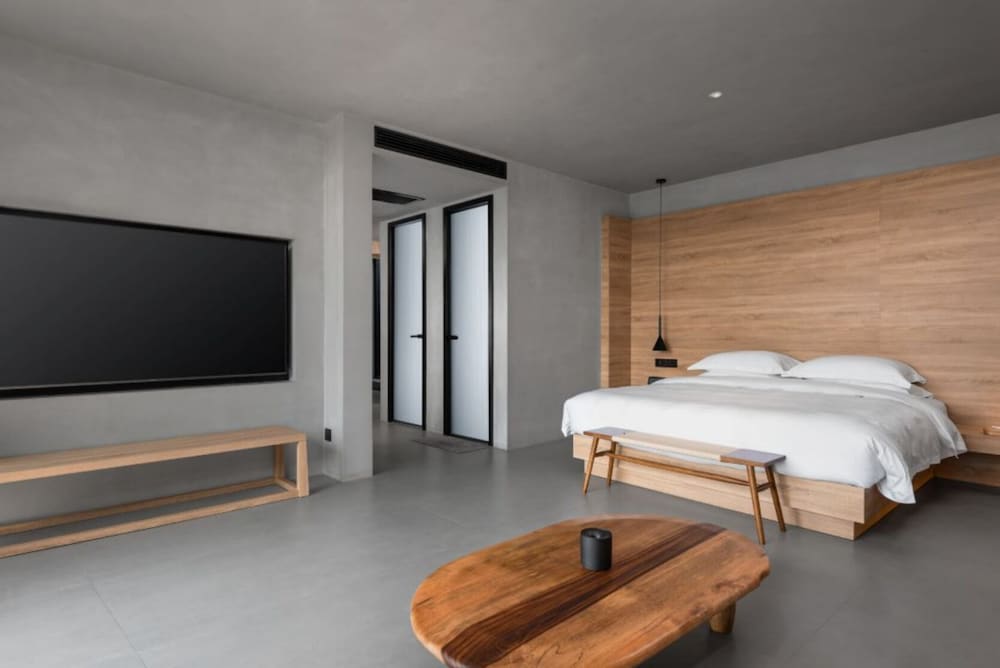 Superior Double Room, Refrigerator, Overwater