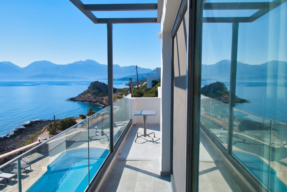 Superior Room, Sea View