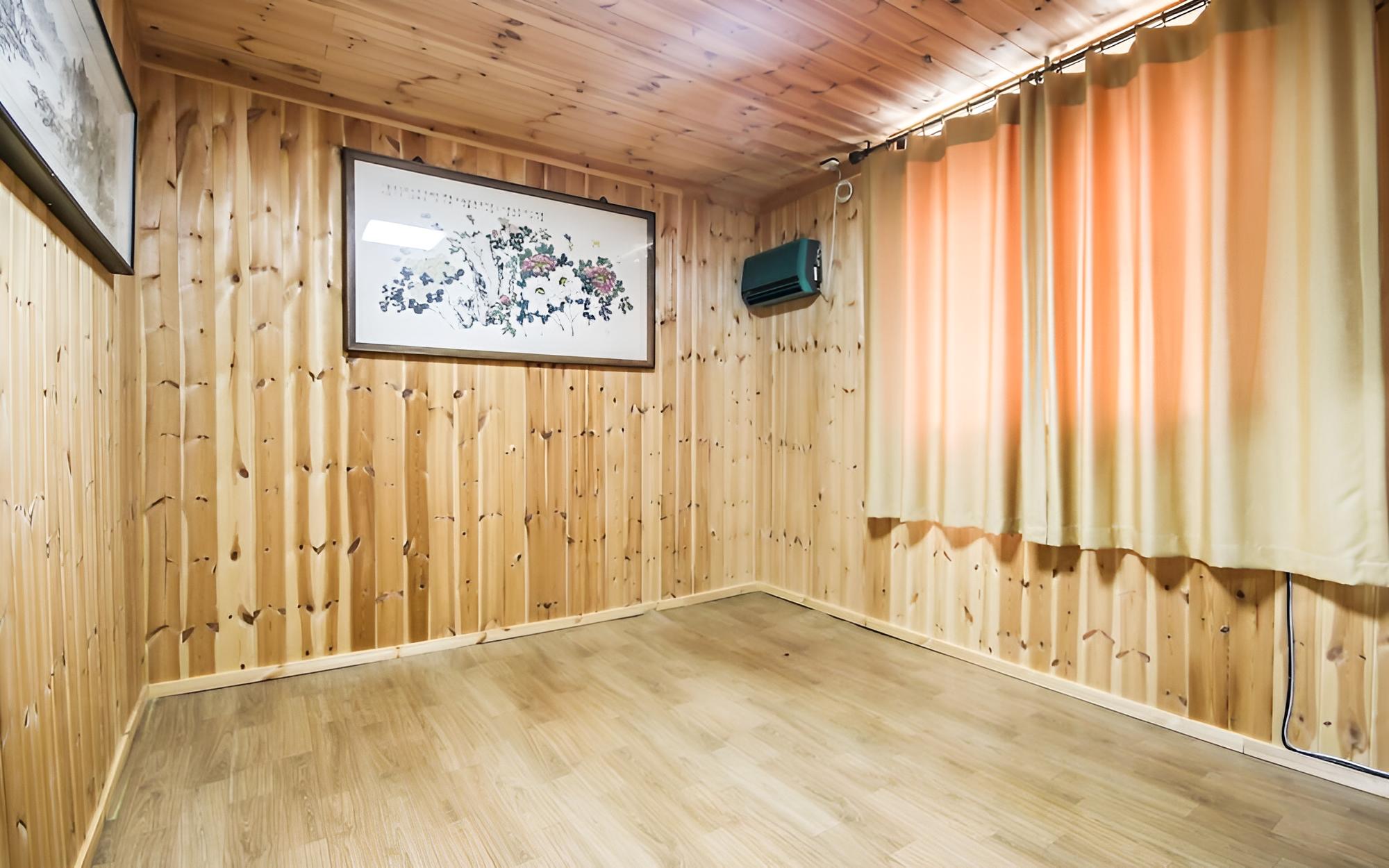 Room (Korean-style Ondol Room) photo 2