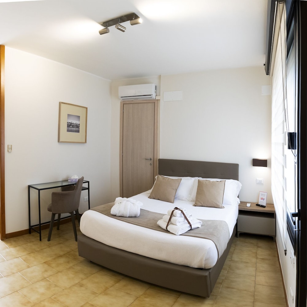 Classic Room, 1 Bedroom (2 pax) photo 3