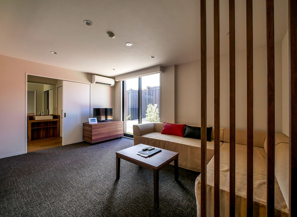 Gran Suite (No Pets) photo 3