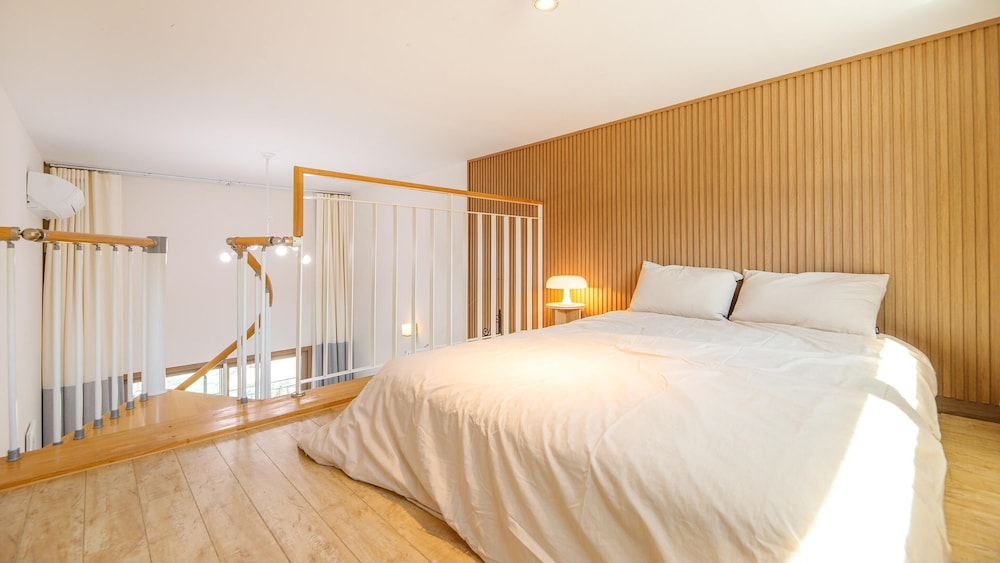 Basic Room, 1 Bedroom (203 stream) - Photo 6