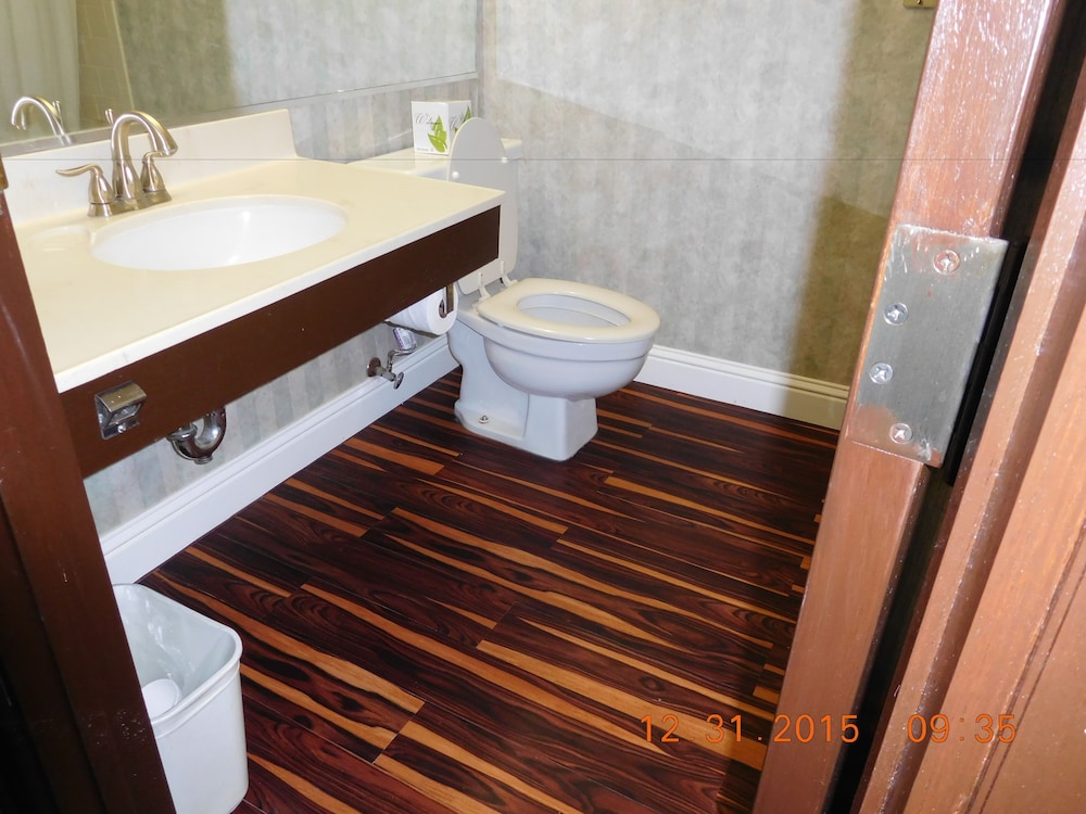 Deluxe Double Room, 2 Queen Beds, Non Smoking - Photo 2