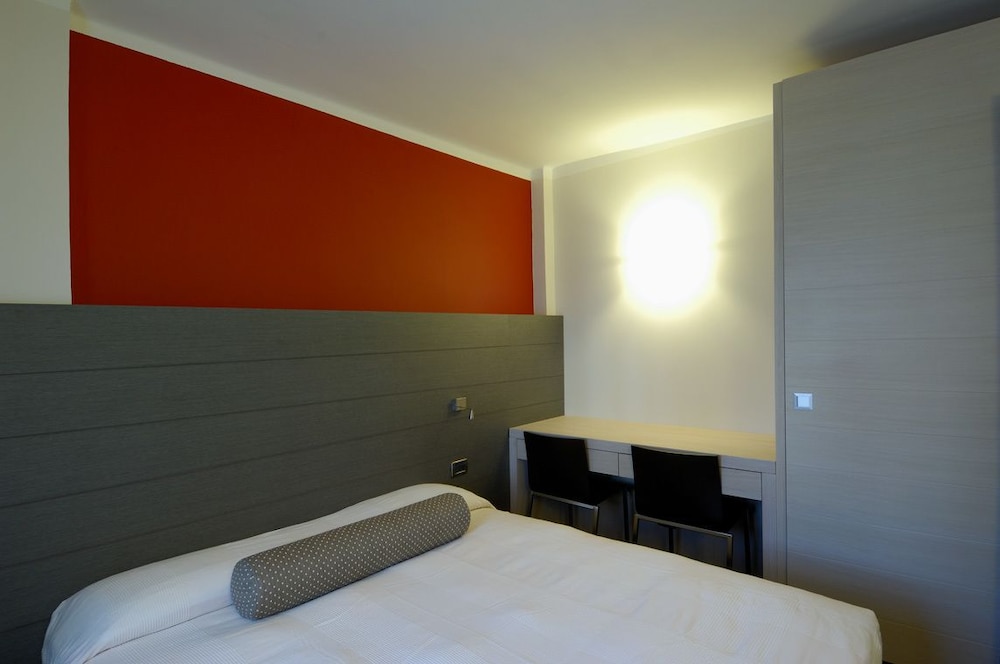 Deluxe Suite photo 3