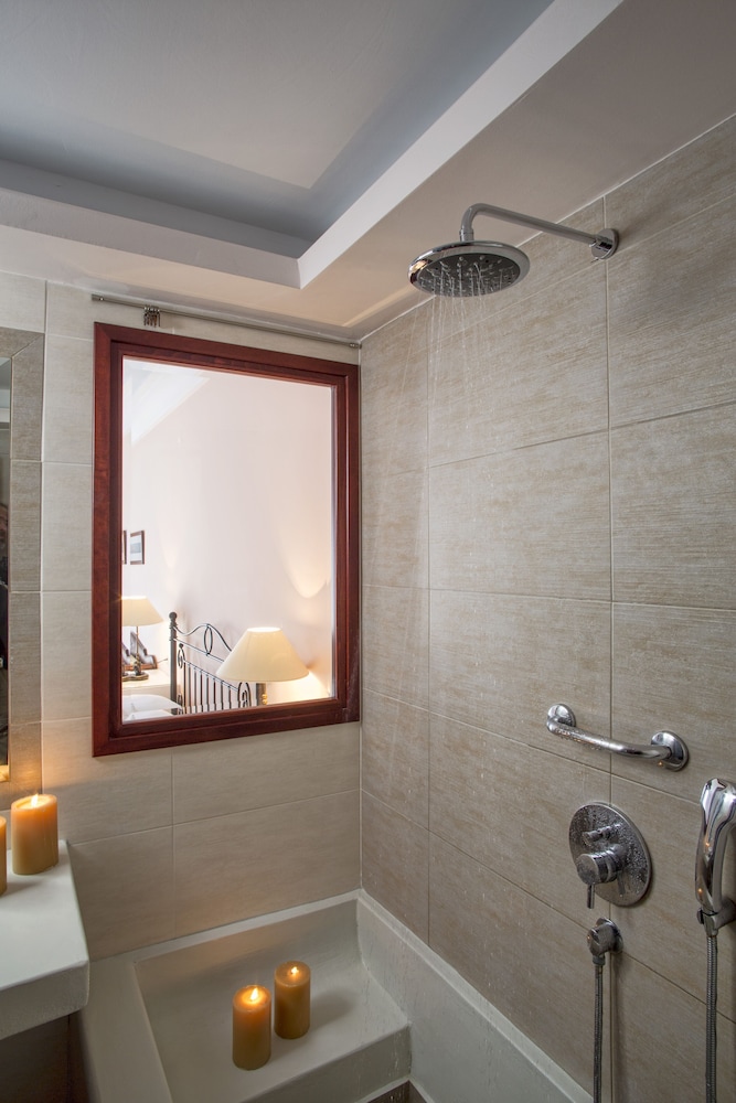 Superior Triple Room - Photo 14