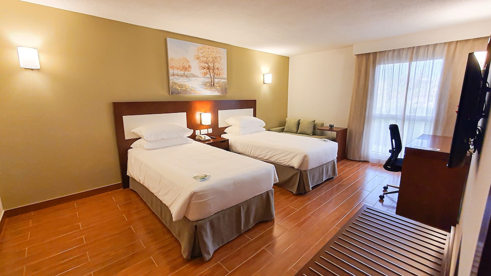Deluxe Twin Room (2 Single Beds) photo 3