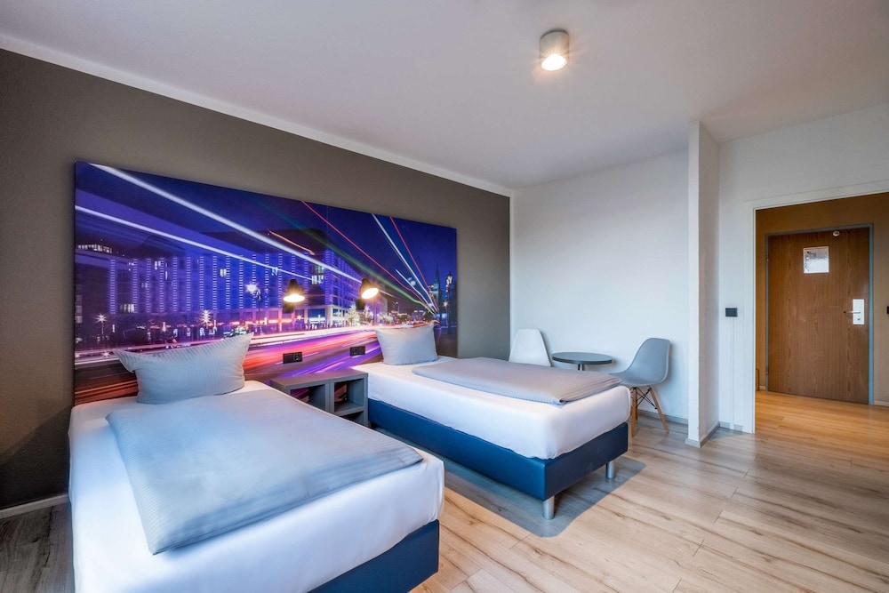 Standard Double Or Twin Room photo 3