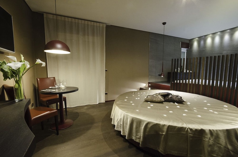Suite photo 1