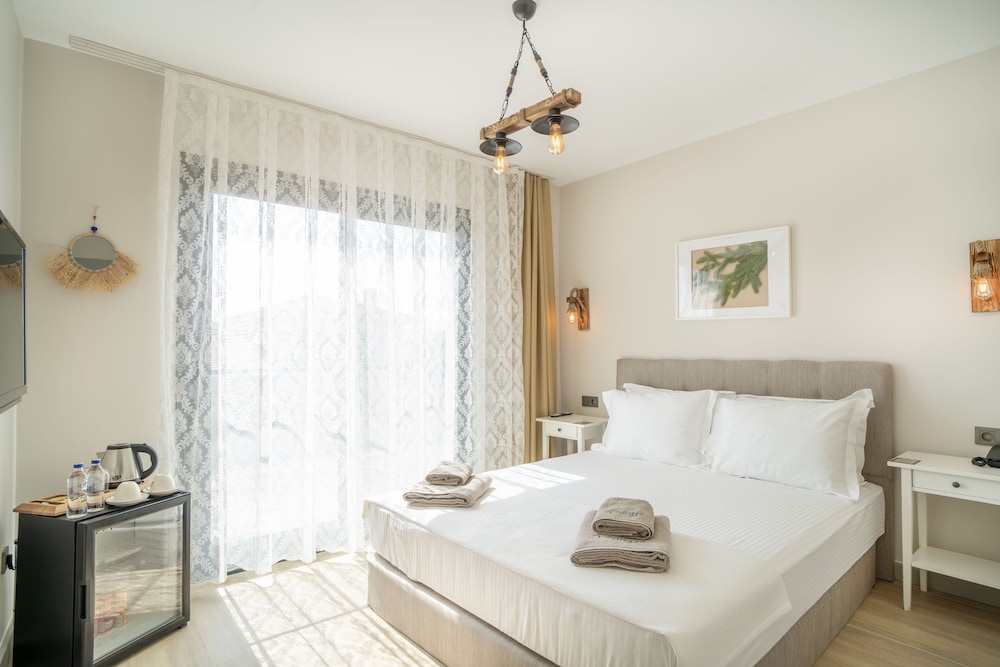 Design Room, Garden View