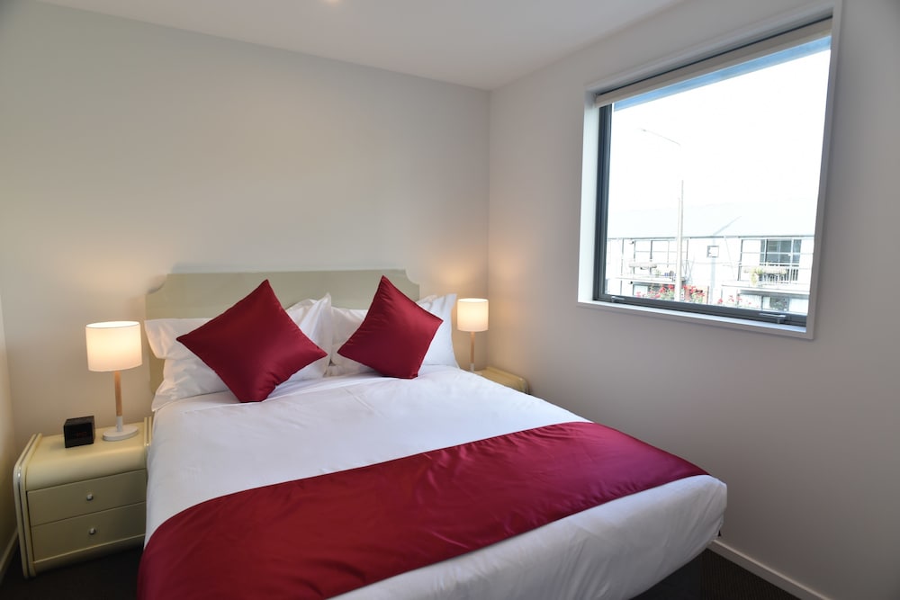 Suite, 2 Bedrooms, City View
