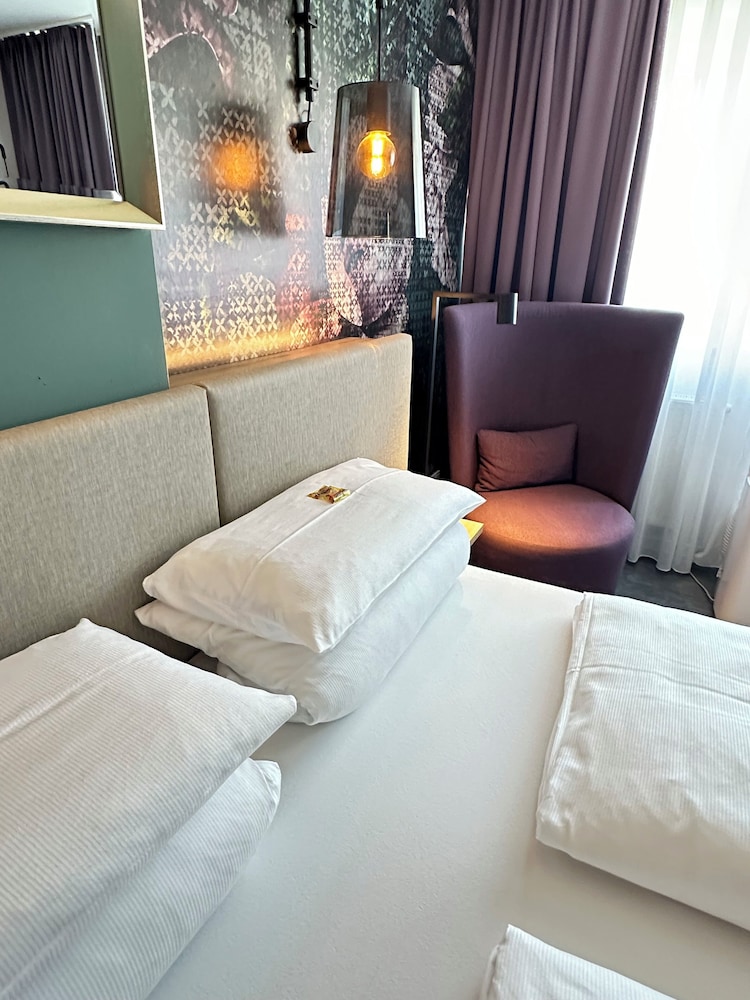 Business Double Room photo 3