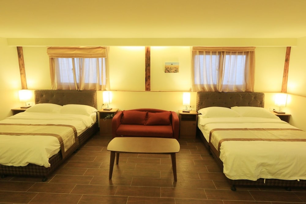 Comfort Quadruple Room, 2 Double Beds, Non Smoking photo 1