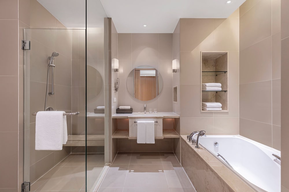Suite, 1 Bedroom, Corner
