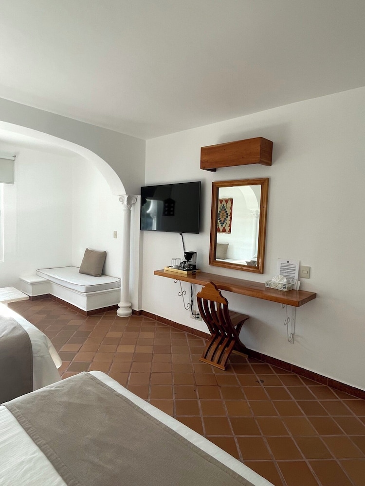 Deluxe Double Room photo 2