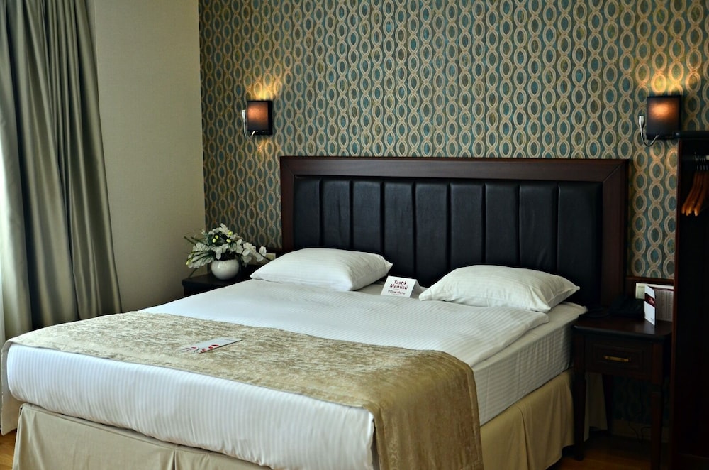 Deluxe Double or Twin Room - Photo 25