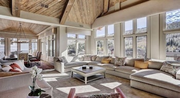 Condo, 4 Bedrooms