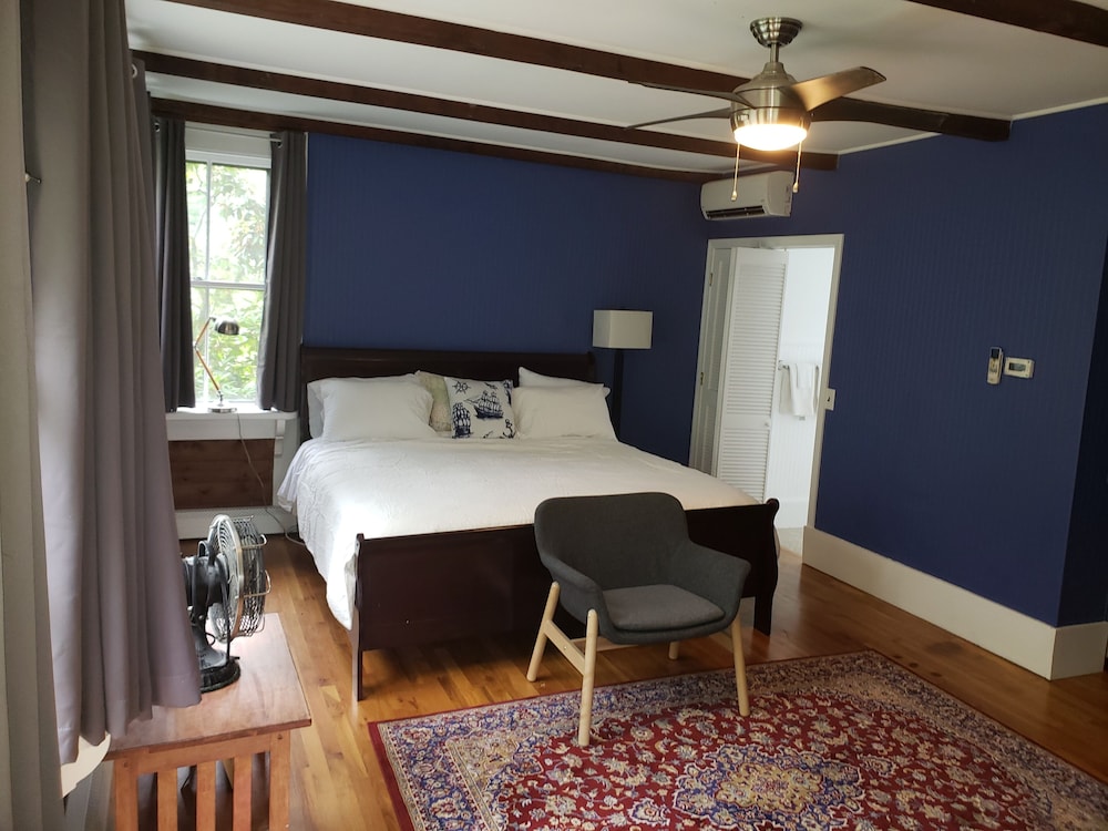 Superior Suite, Ensuite, Garden View (Churchill)