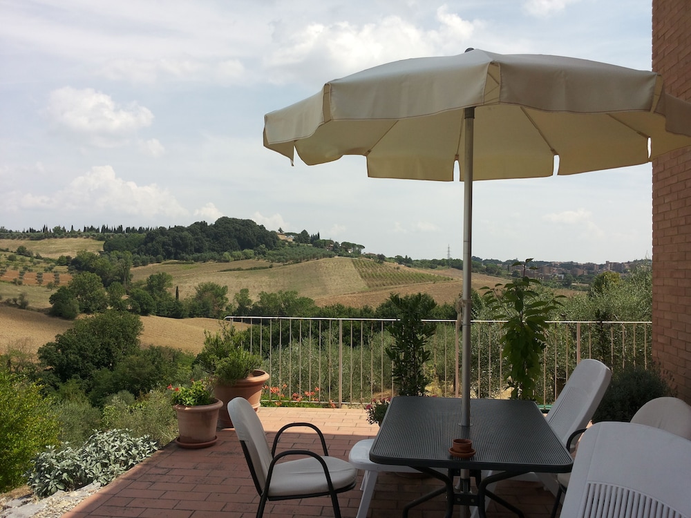 Studio, Terrace