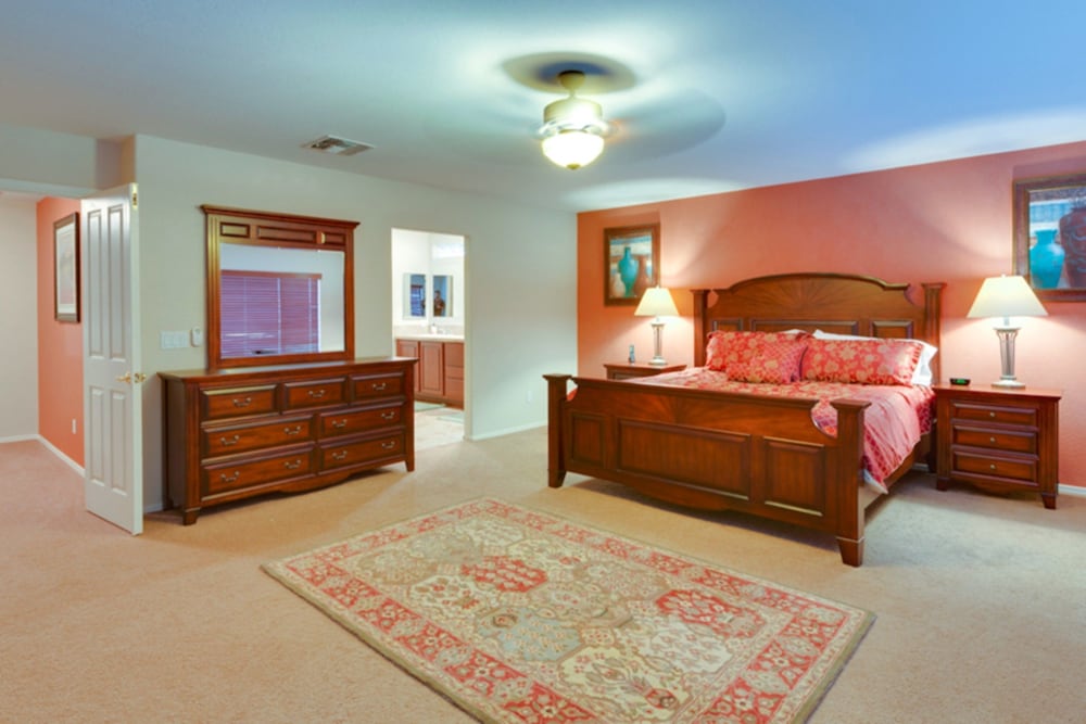 House, 5 Bedrooms photo 3