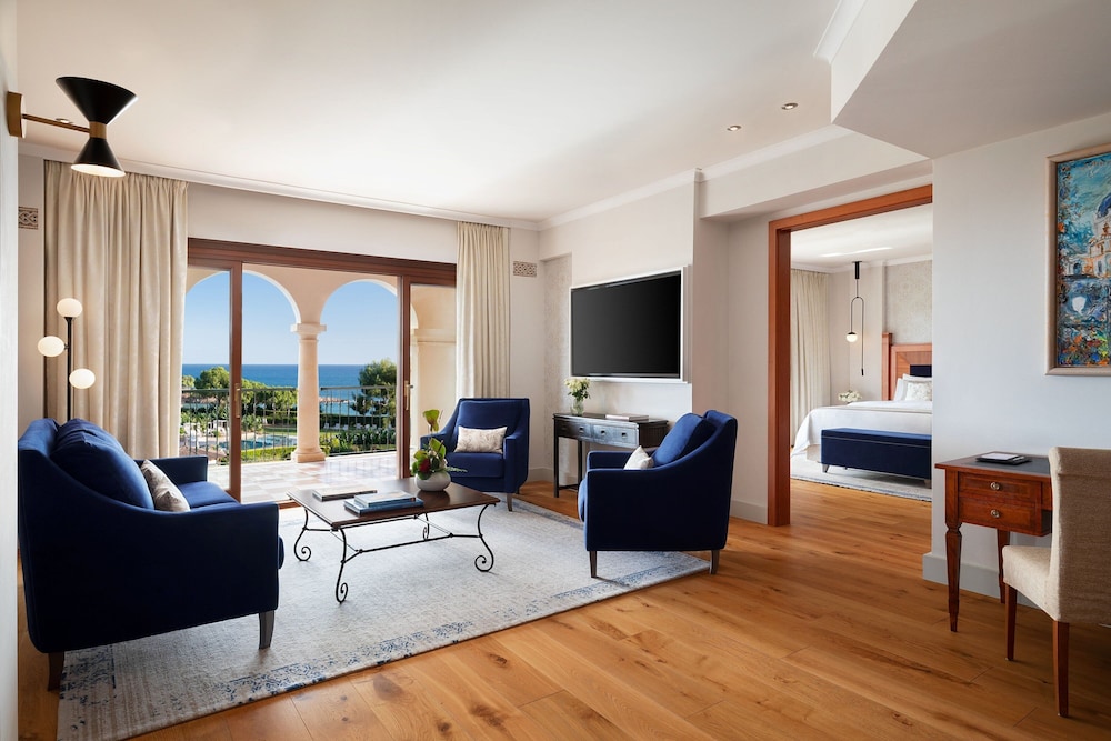St. Regis 1 Bedroom Residence Suite, 1 King Bed