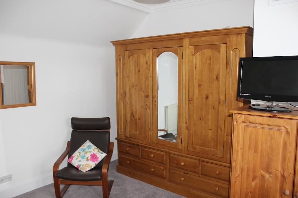 Deluxe Double Room (With Shower) photo 2