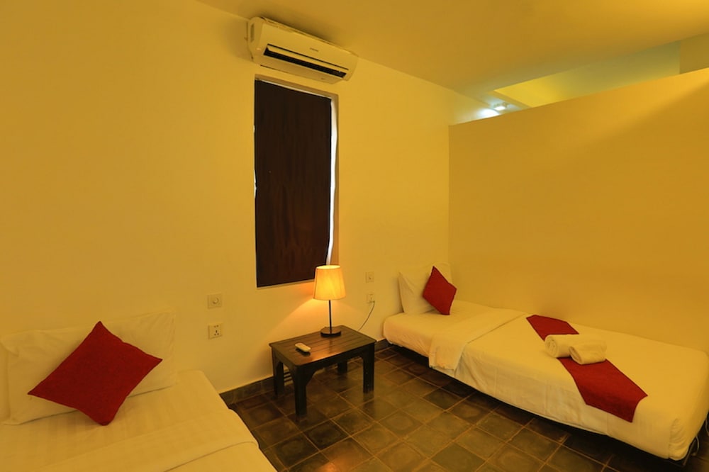 Family Suite with Private Pool photo 2