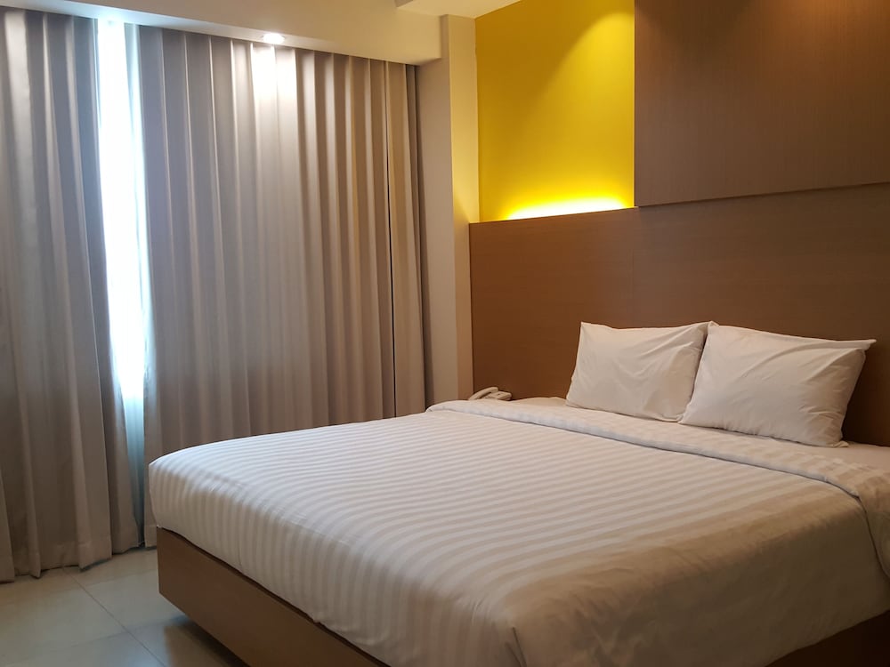 Suite - Photo 9