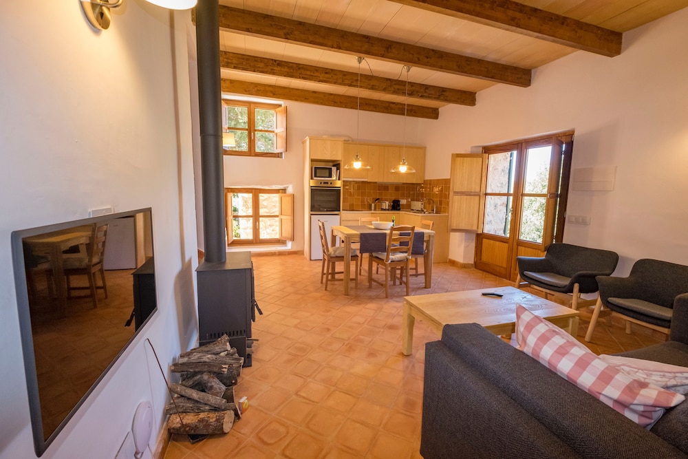 Apartamento Familiar, Varios Dormitorios, Vista a la Montaña
