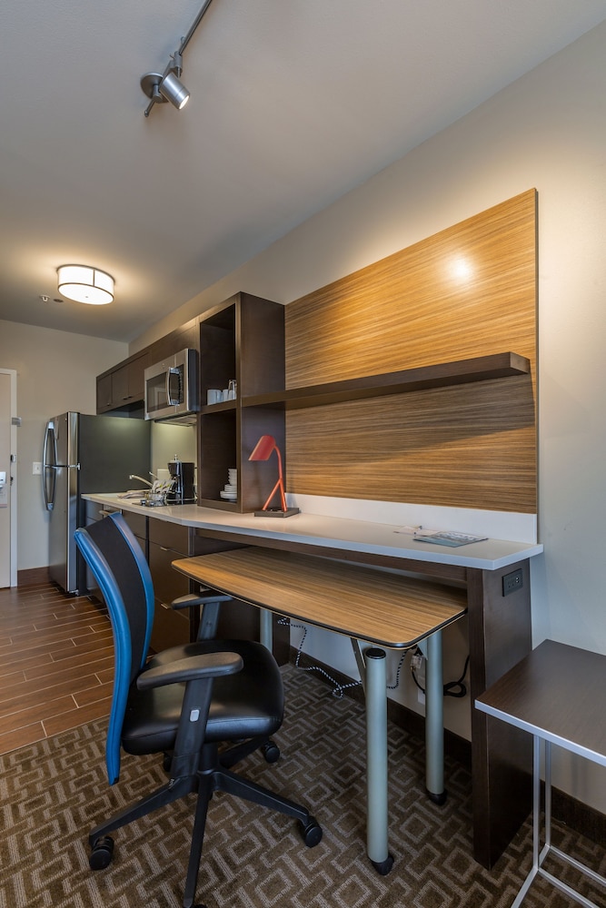 Suite, 1 Bedroom photo 3