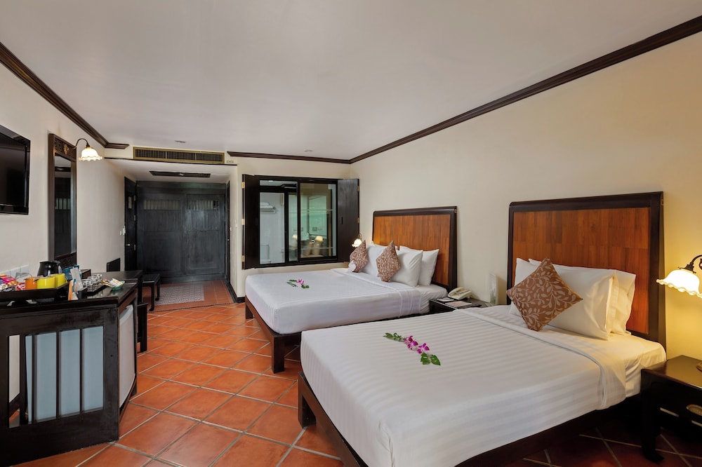 Executive Deluxe Triple Room photo 2