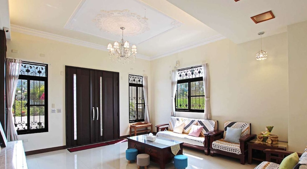 Signature Quadruple Room photo 2