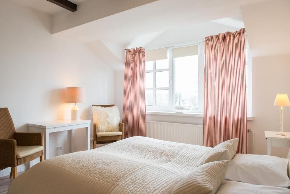 Comfort Double Room, Partial Sea View