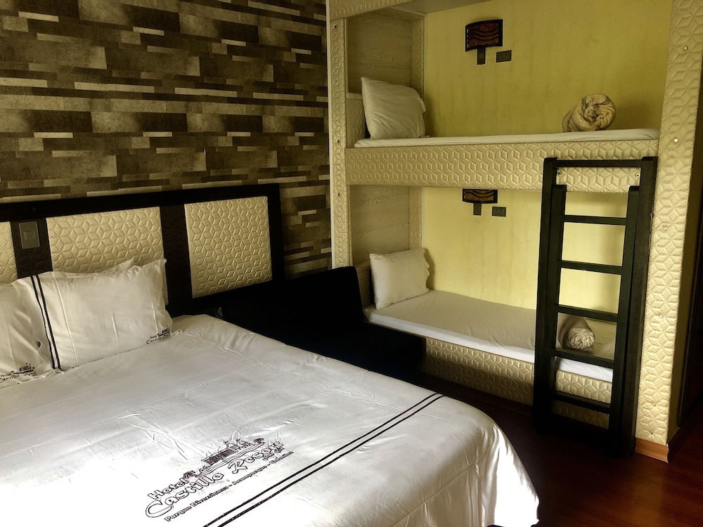 Triple Room, Multiple Beds, Non Smoking photo 2