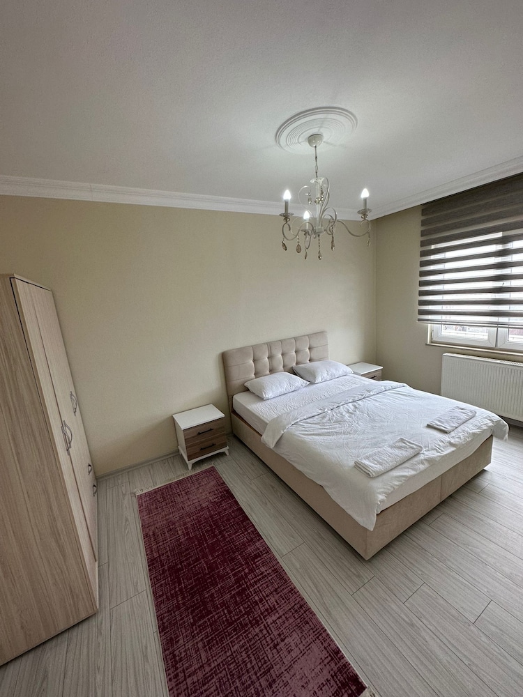 Family Apartment photo 3