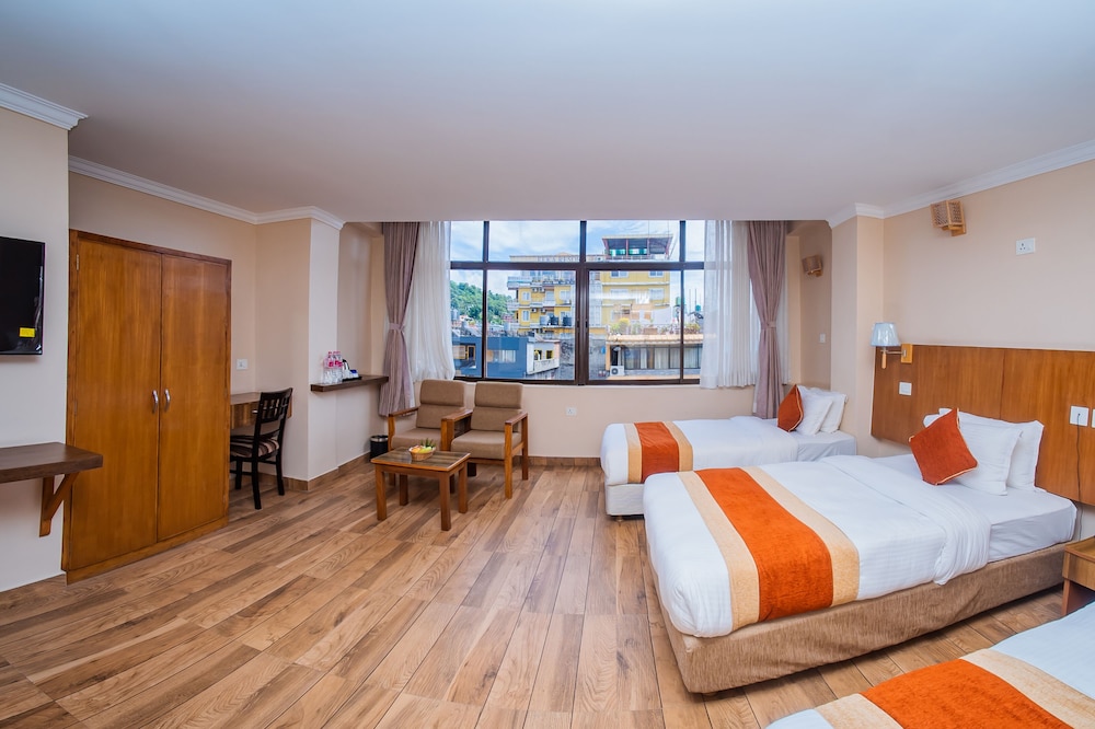 Family Triple Room - Photo 4