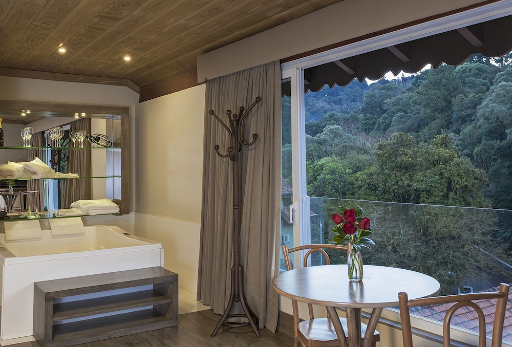 Premier Room