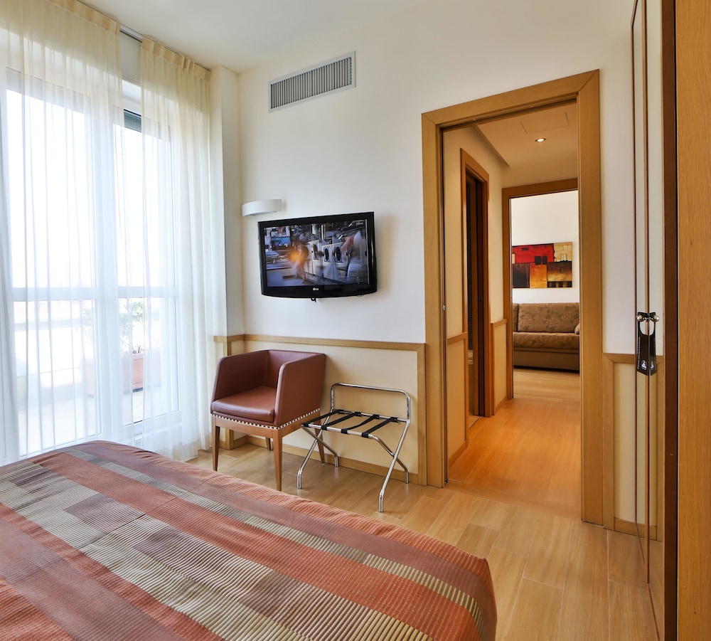 Comfort Room, Multiple Beds (Triple Room) photo 1