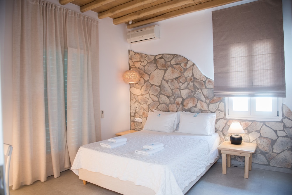 Deluxe Apartment, 1 Bedroom, Sea View (1-2 Adults)
