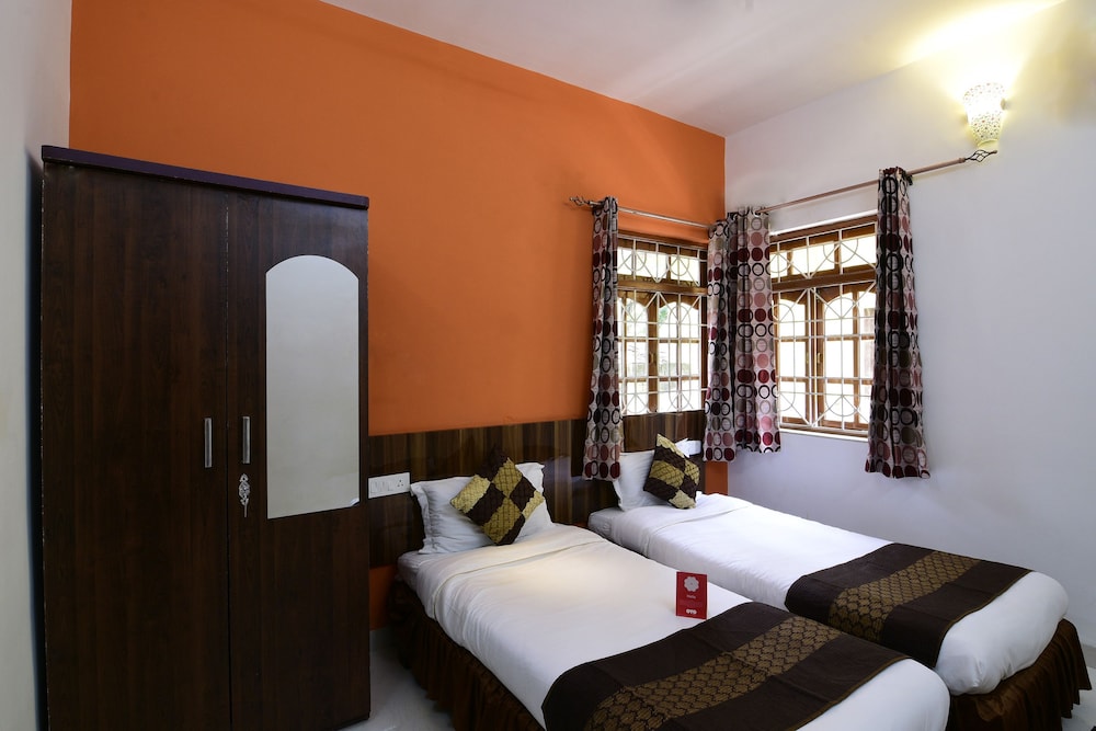 Double or Twin Room photo 3