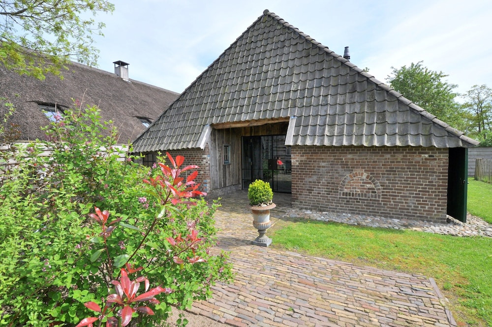 House photo 2