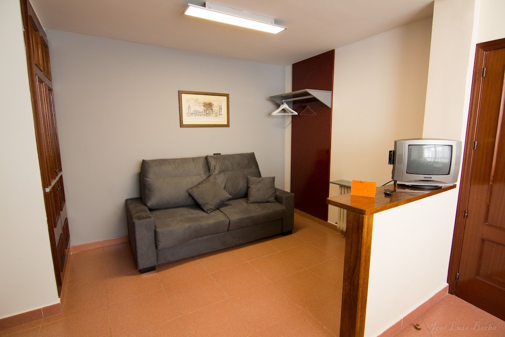 Standard Apartment, Multiple Bedrooms, Refrigerator & Microwave