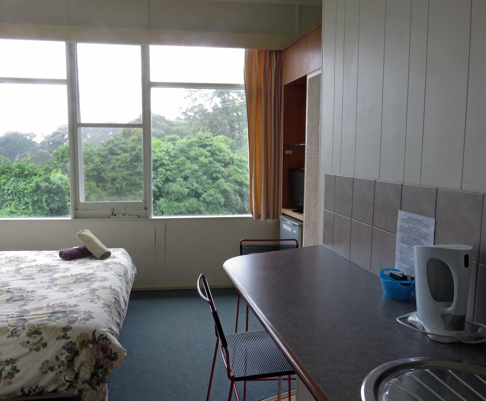 Standard Room, Non Smoking, Kitchenette (Double Room King-size bed) photo 1